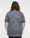 LAT 6901 Vintage Camo — on model back