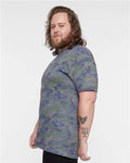 LAT 6901 Vintage Camo — on model side