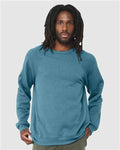 BELLA + CANVAS 3901 Heather Deep Teal — on model front