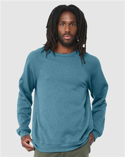 BELLA + CANVAS 3901 Heather Deep Teal — on model front