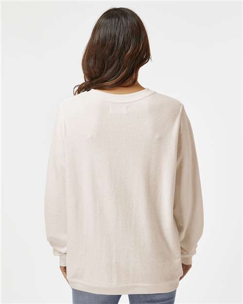 Boxercraft D02 Natural — on model back