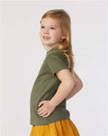 Rabbit Skins 3321 Vintage Military Green — on model side