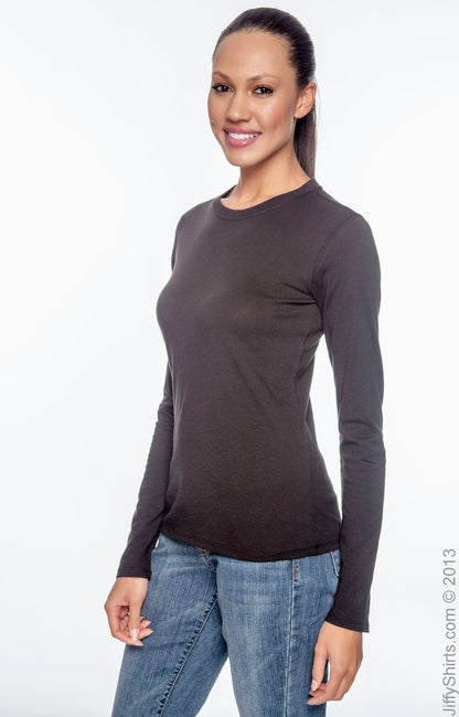 Women's 100% Organic Cotton Classic Long-Sleeve T-Shirt - Black