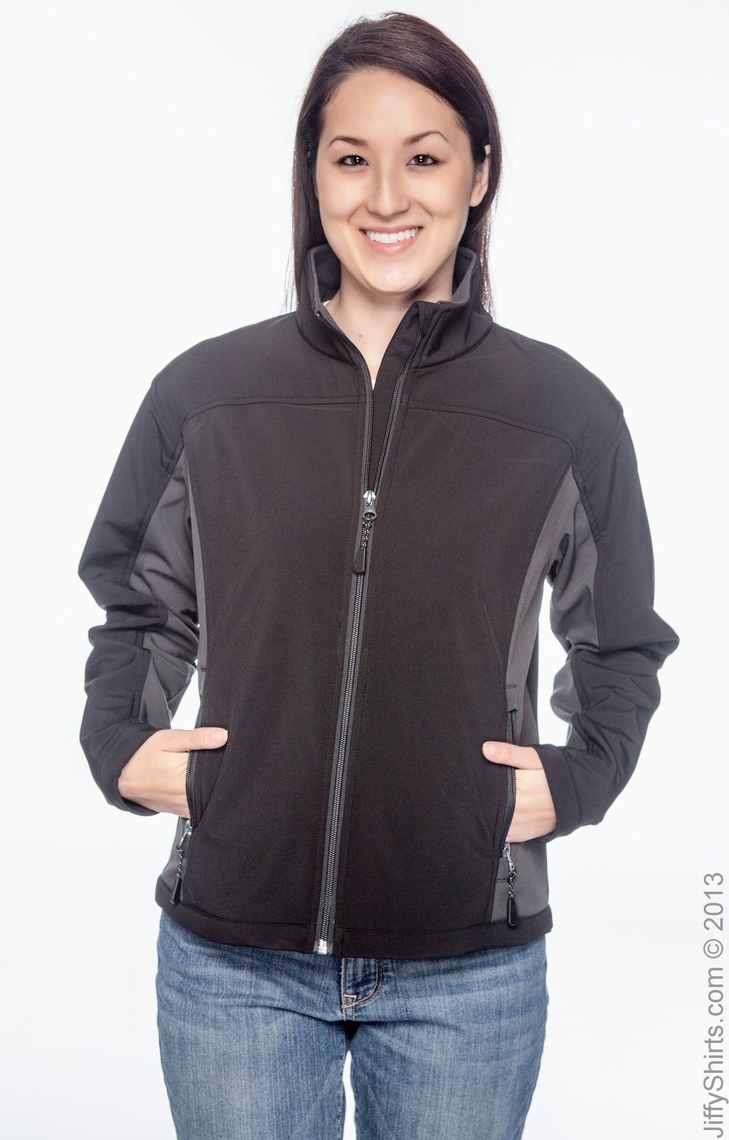Women's Soft Shell Colorblock Jacket - Black / Dark Charcoal