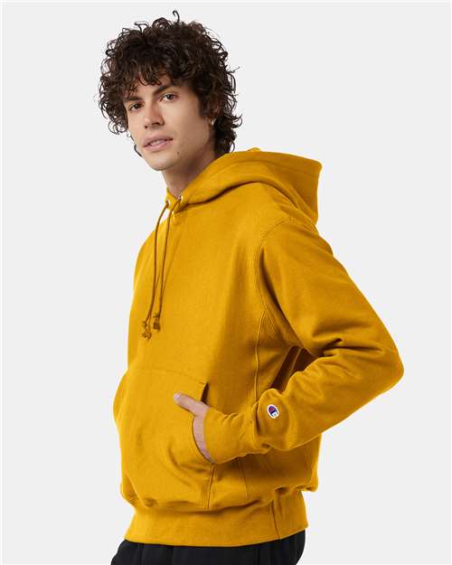 Champion S101 C Gold — on model side