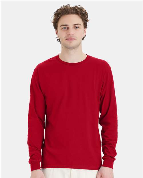Hanes 5286 Deep Red — on model front