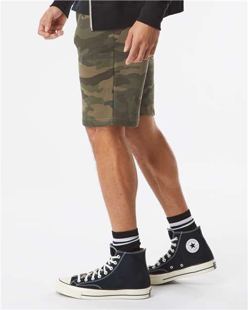 Independent Trading Co. IND20SRT Forest Camo — on model side