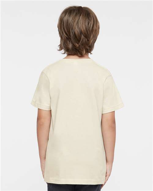 LAT 6101 Natural — on model back