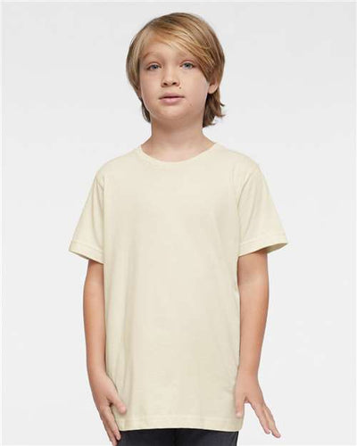 LAT 6101 Natural — on model front