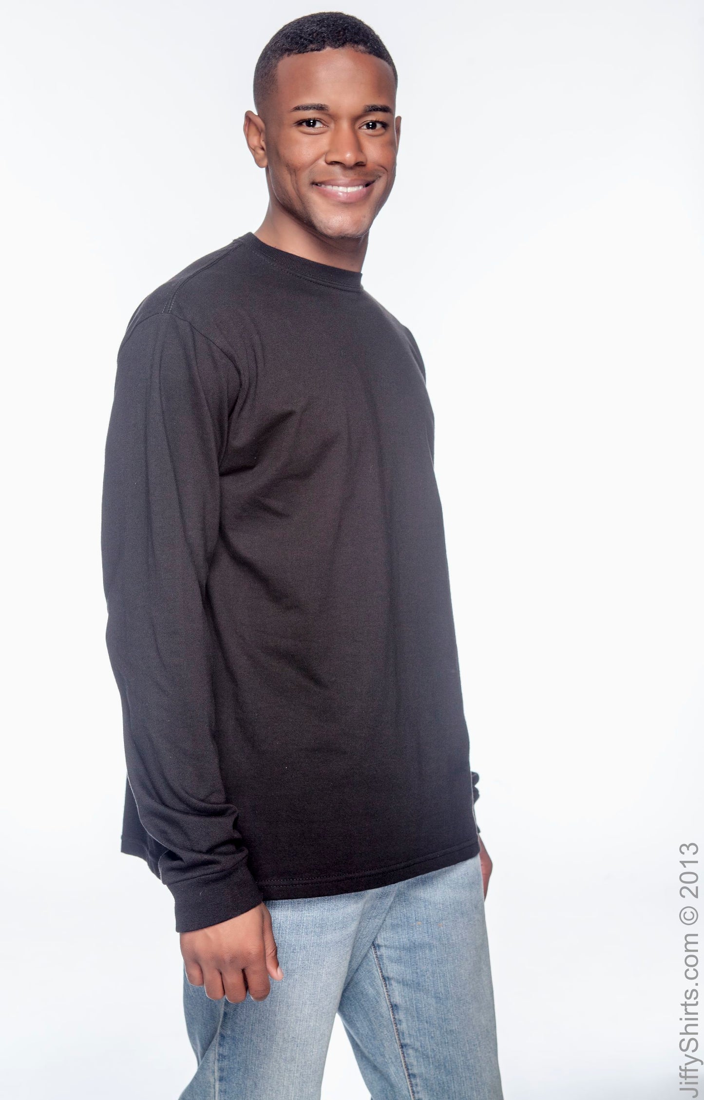 Men's 100% Organic Cotton Classic Long-Sleeve T-Shirt - Black