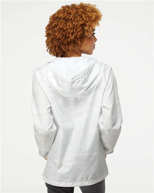 Independent Trading Co. EXP54LWZ White Camo — on model back