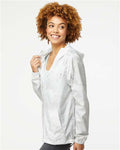 Independent Trading Co. EXP54LWZ White Camo — on model side
