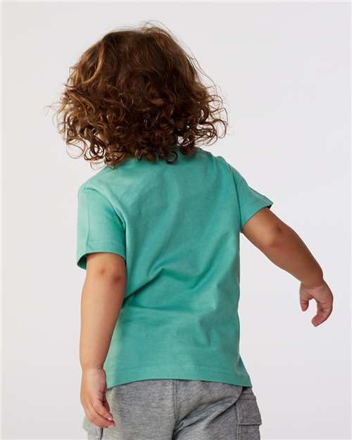 Rabbit Skins 3321 Saltwater — on model back