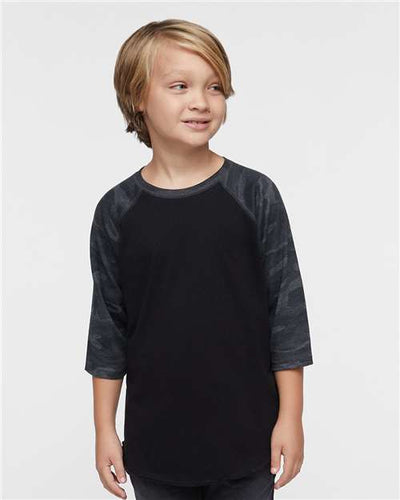 LAT 6130 Black/ Storm Camo — on model front