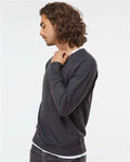 Independent Trading Co. SS1000C Charcoal Heather — on model side