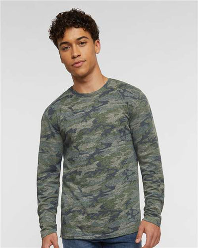 LAT 6918 Vintage Camo — on model front