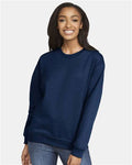 Gildan SF000 Navy — on model front