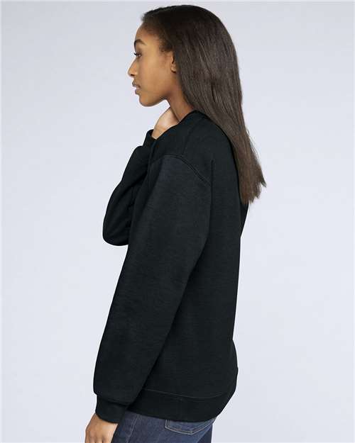 Gildan SF000 Black — on model side