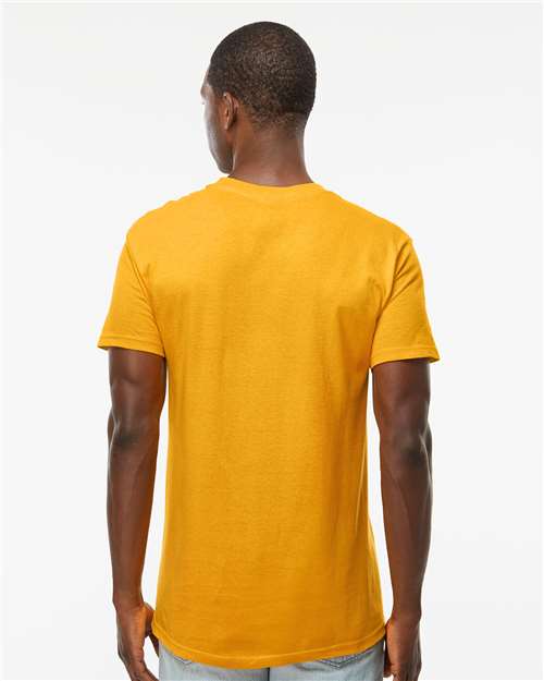 M&O 4800 Gold — on model back