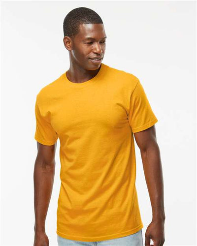 M&O 4800 Gold — on model front
