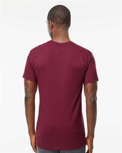 M&O 4800 Maroon — on model back