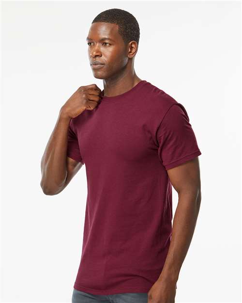 M&O 4800 Maroon — on model side
