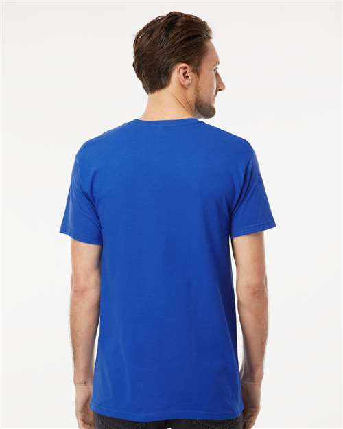 M&O 4800 Royal — on model back