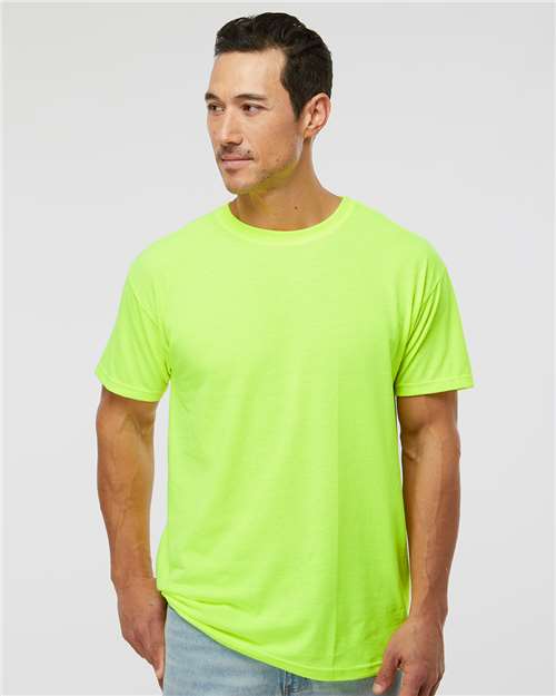 M&O 4800 Safety Green — on model front