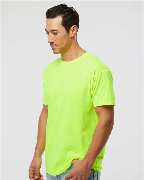M&O 4800 Safety Green — on model side