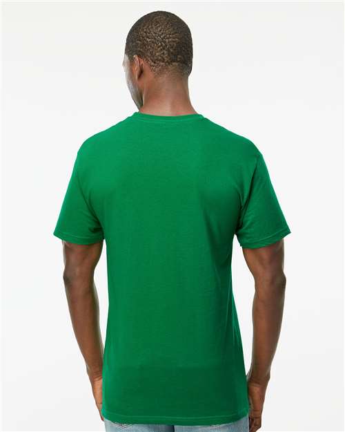 M&O 4800 Fine Kelly Green — on model back