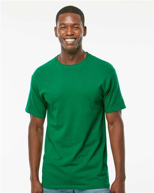 M&O 4800 Fine Kelly Green — on model front