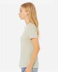 BELLA + CANVAS 6400CVC Heather Prism Natural — on model side