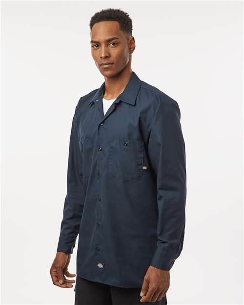 Dickies L535 Dark Navy — on model side