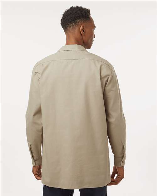 Dickies L535 Desert Sand — on model back
