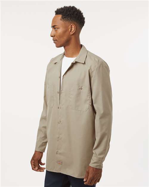 Dickies L535 Desert Sand — on model side