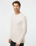 LAT 6918 Natural Heather — on model side