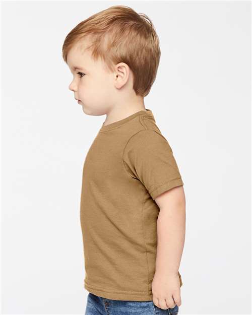 Rabbit Skins 3321 Coyote Brown — on model side