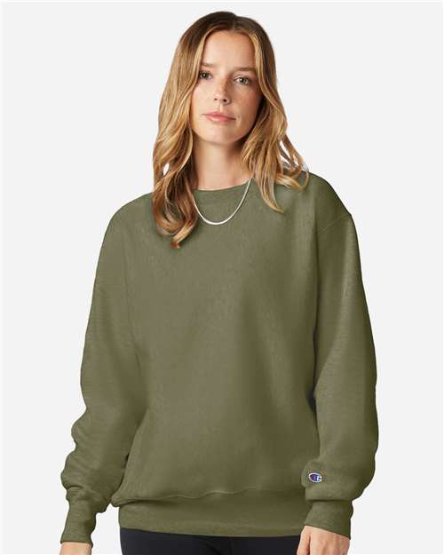 Champion S149 Fresh Olive — on model front