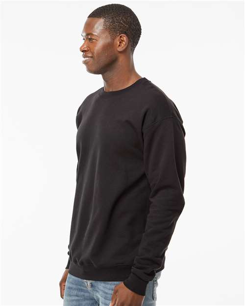 Hanes RS160 Black — on model side