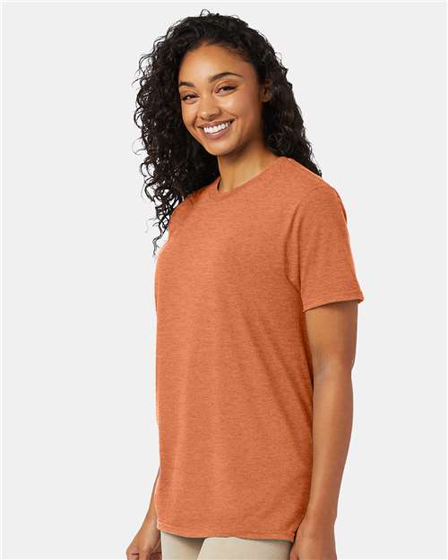 Hanes 4980 Pumpkin Heather — on model side