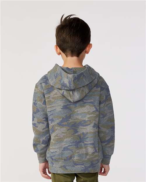 Rabbit Skins 3326 Vintage Camo — on model back