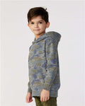 Rabbit Skins 3326 Vintage Camo — on model side