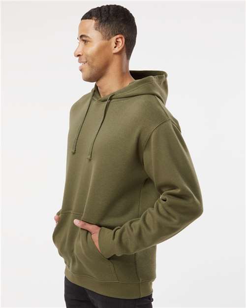 LAT 6926 Military Green — on model side