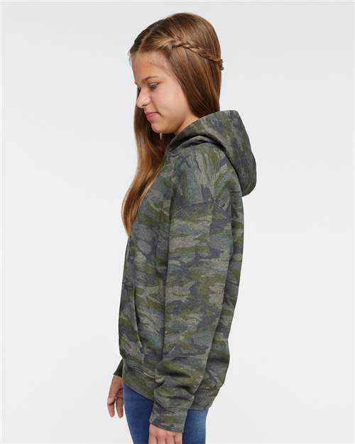 LAT 2296 Vintage Camo — on model side