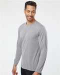 Paragon 210 Heather Grey — on model side