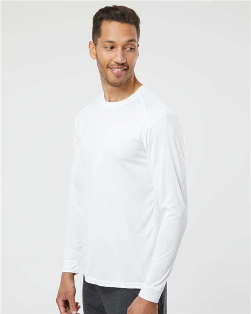 Paragon 210 White — on model side