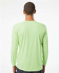 Paragon 210 Limeade — on model back