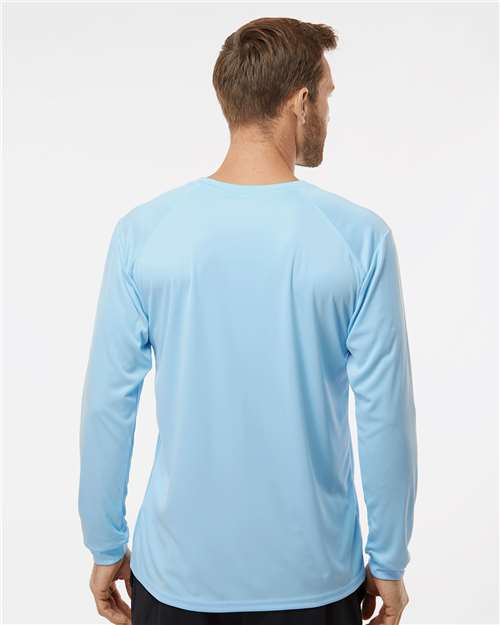 Paragon 210 Blue Mist — on model back