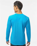 Paragon 210 Turquoise — on model back
