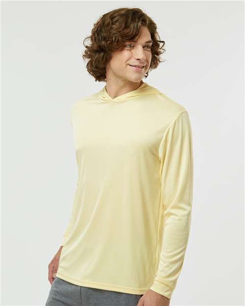 Paragon 220 Pale Yellow — on model side